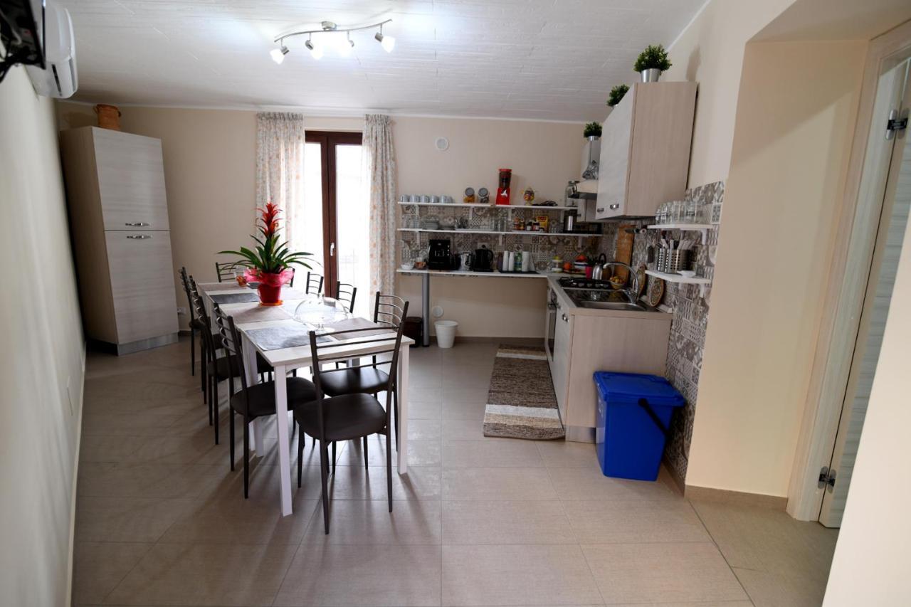 La Regina Di Saba Bed & Breakfast Piazza Armerina Bagian luar foto