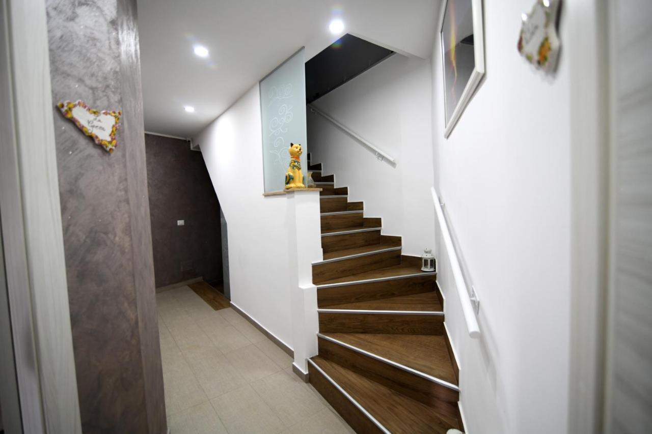 La Regina Di Saba Bed & Breakfast Piazza Armerina Bagian luar foto
