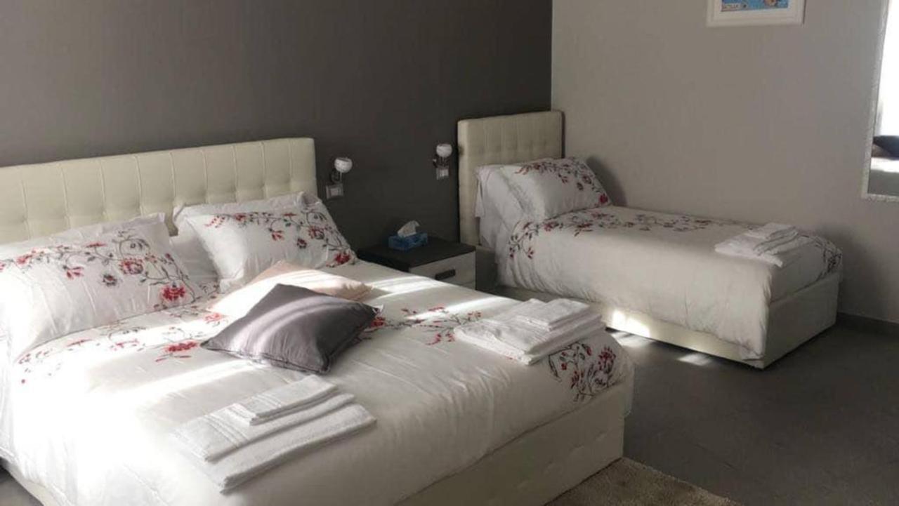 La Regina Di Saba Bed & Breakfast Piazza Armerina Bagian luar foto