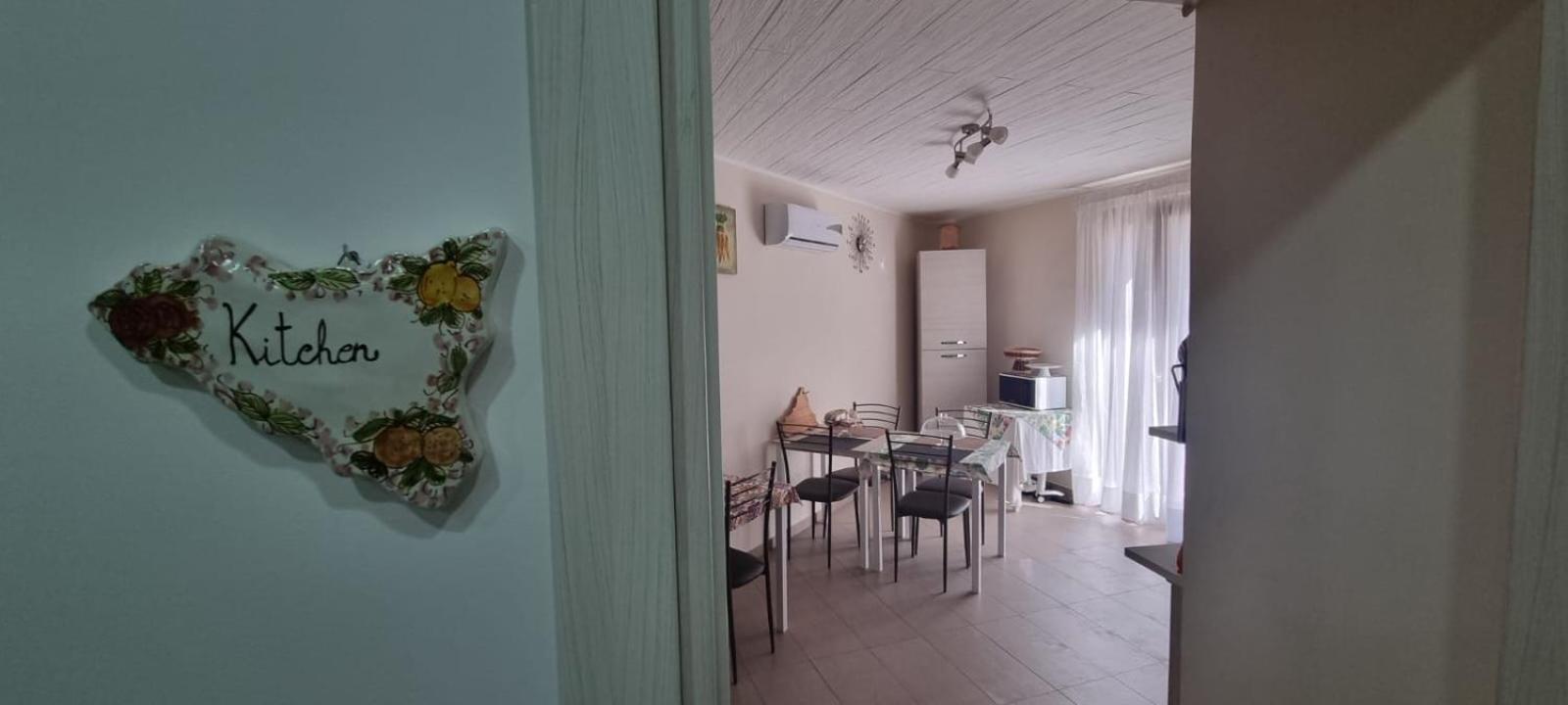 La Regina Di Saba Bed & Breakfast Piazza Armerina Bagian luar foto