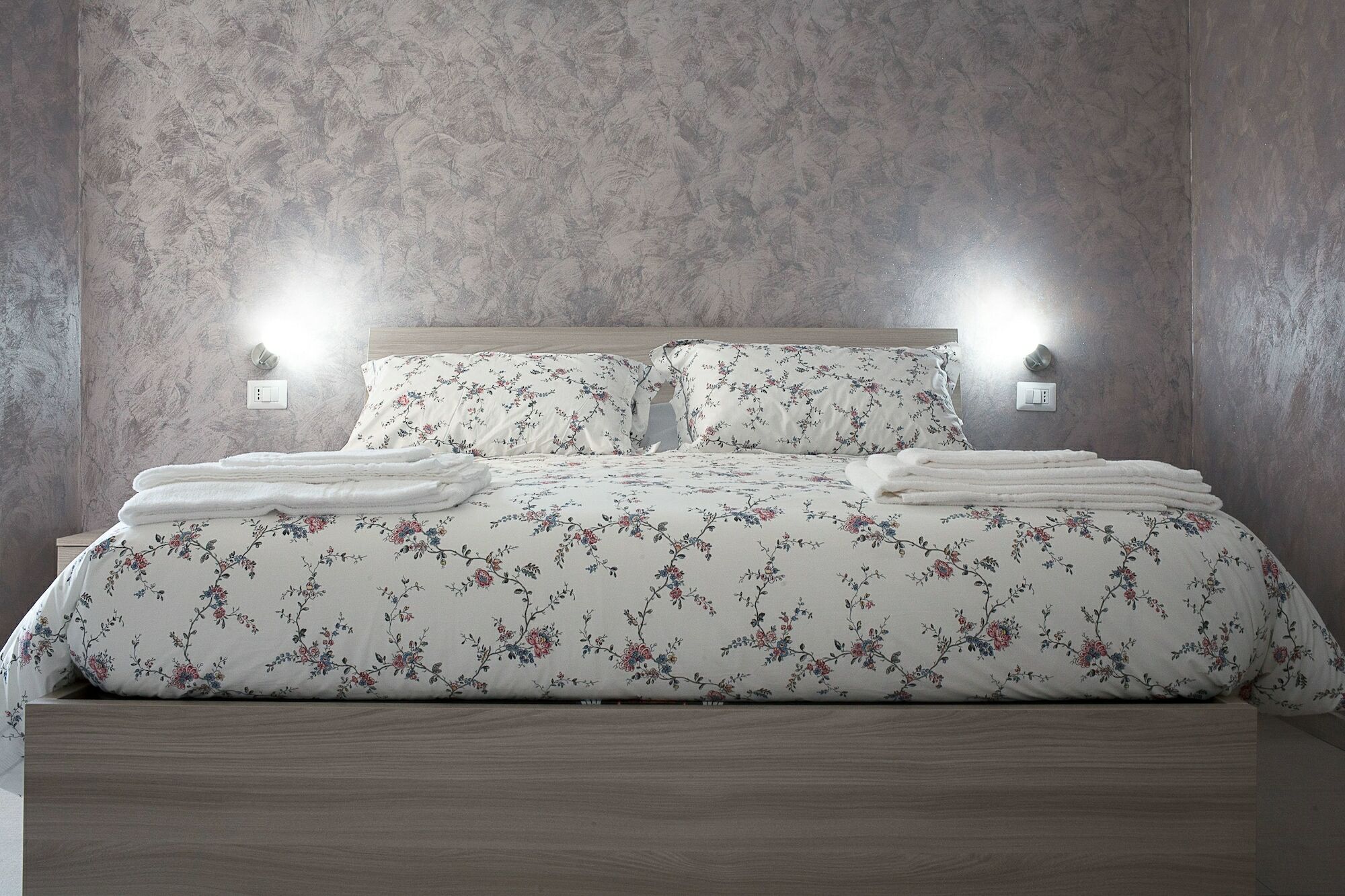 La Regina Di Saba Bed & Breakfast Piazza Armerina Bagian luar foto