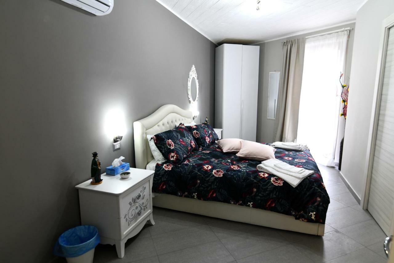 La Regina Di Saba Bed & Breakfast Piazza Armerina Bagian luar foto