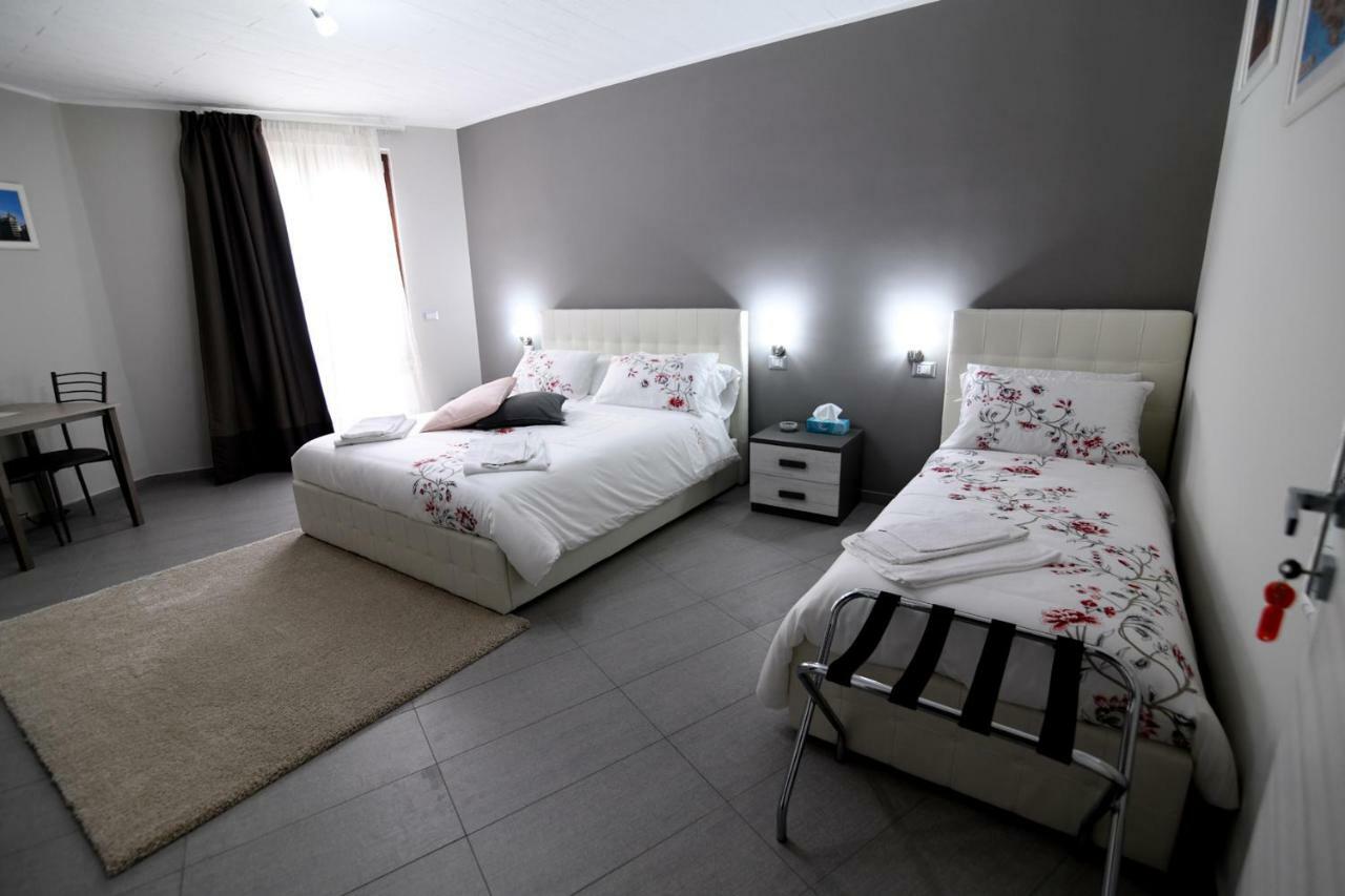 La Regina Di Saba Bed & Breakfast Piazza Armerina Bagian luar foto